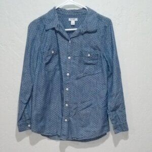 Old Navy Woman's Medium Blue Longe Sleeve Button Down Shirt